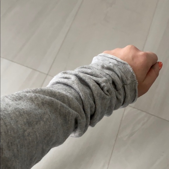 Gray Sweater - Picture 4 of 6